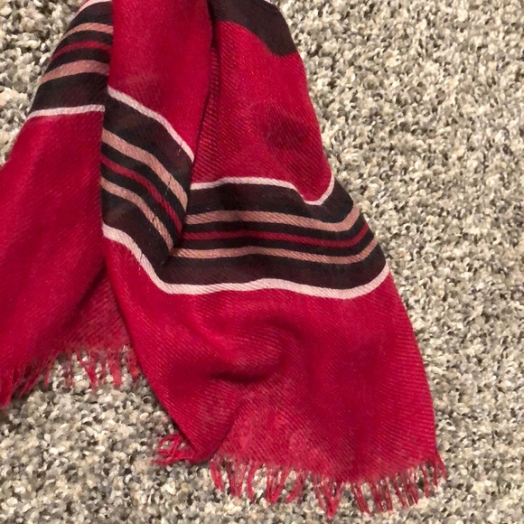 LOFT Scarf - Picture 3 of 5